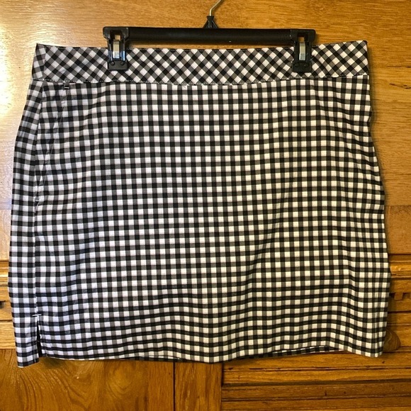 Izod Pants - IZOD Preppy Old Money Golf Skort Black White Gingham Plaid Parisian Cottagecore